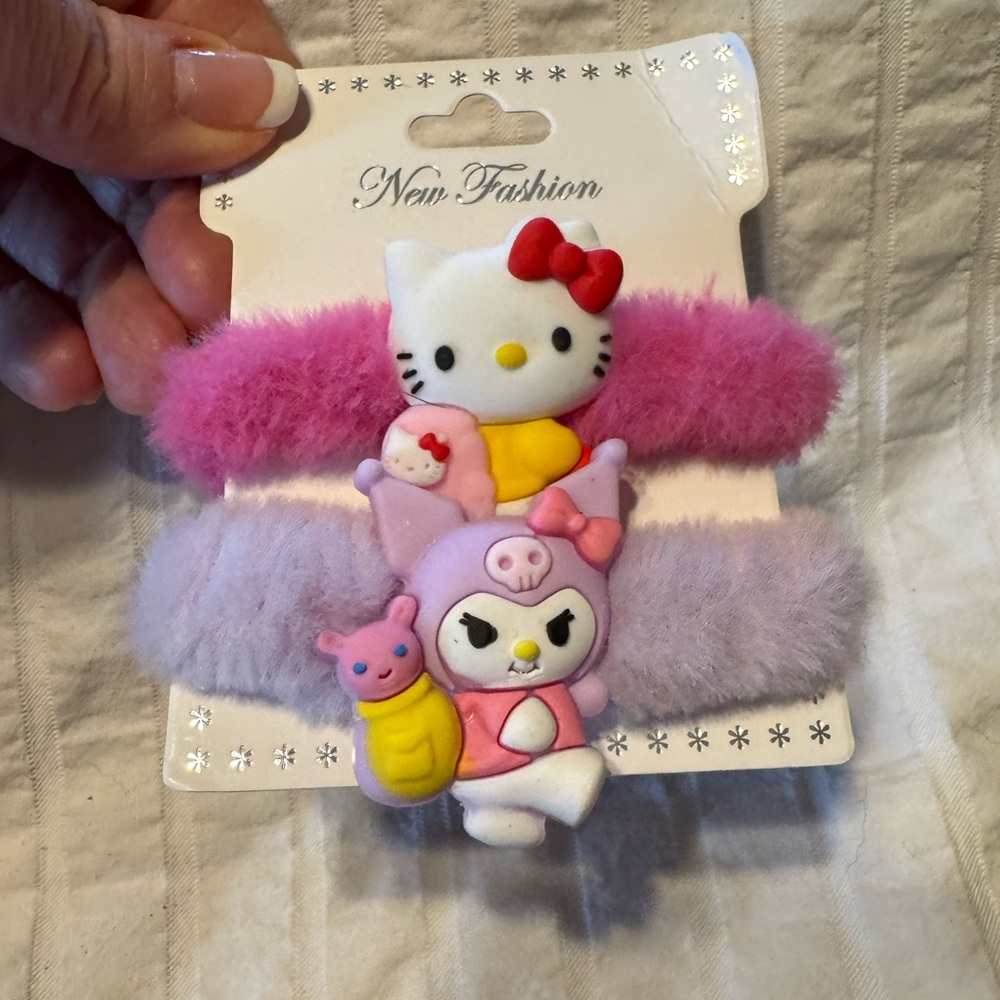 Sanrio-Hello Kitty Bundle With Pink Pouch, 2 Hair Ties, & Pen 3-Piece Set - Picture 7 of 9